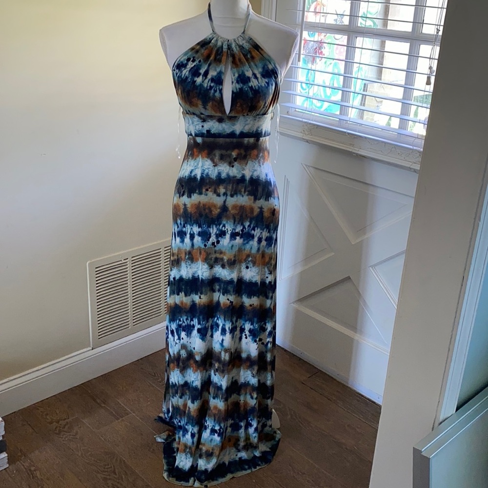 Veronica M Halter dress